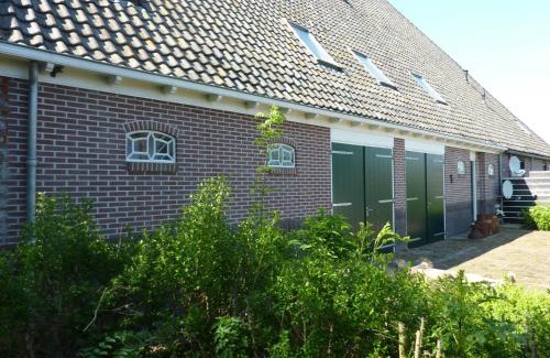 Zuidermeer Bed & Breakfast | Beautiful Oceanfront Bed & Breakfast De Koegang Awaits You
