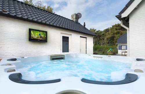 Eersel Cabin | Guest Rated 10/10: Bed & Breakfast de Zandhoef Awaits