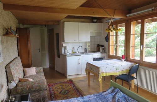 Erlach House | Cozy Bed & Breakfast Erlach - Family-Friendly with Kitchen