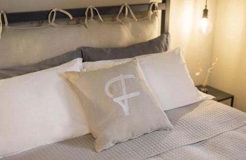 Villaggio Taunus Bed & Breakfast | Cozy bed&breakfast Filomare: Beachfront Retreat with Pets
