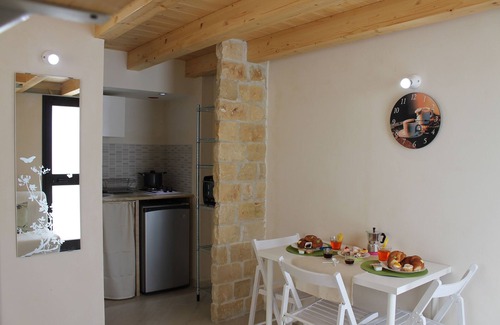 Granelli Villa | Cozy Bed & Breakfast Cottage with Ocean View - PACHINO
