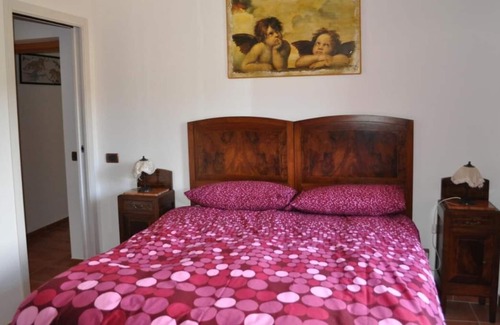 Arcevia Bed & Breakfast | Bed & Breakfast In vino veritas