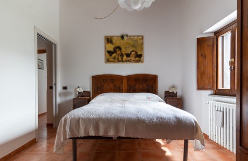 Arcevia Bed & Breakfast | Bed & Breakfast In vino veritas