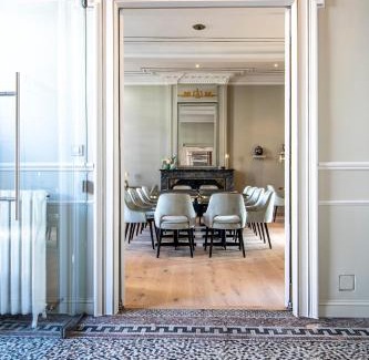 Oudenaarde Bed & Breakfast | Cozy Bed & Breakfast Jezuietenplein 21 with Delightful Amenities