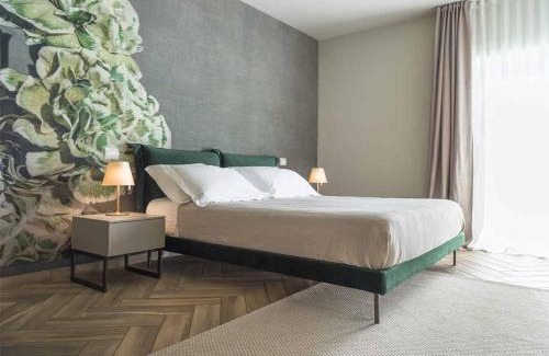Moniga del Garda Bed & Breakfast | Premier Bed & Breakfast LA HOME with Pool and Ocean View