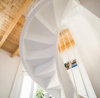 Isola del Borgo Antico Bed & Breakfast | Pet-Friendly Bed & Breakfast La Nassa with Great Amenities