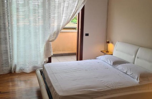 Bassano del Grappa Bed & Breakfast | Inviting Bed & Breakfast Rezzonico with Hot Tub & Breakfast