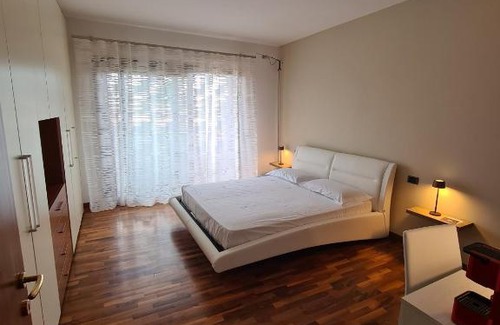 Bassano del Grappa Bed & Breakfast | Inviting Bed & Breakfast Rezzonico with Hot Tub & Breakfast