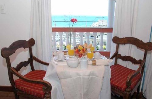 Santo Antonio Bed & Breakfast | Cozy Stay at Villa Carmo with Restaurant & Family-Friendly Perks