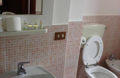 Agropoli Bed & Breakfast | Eco-Friendly Bed & Breakfast Villa Flora - Guest Rated 10/10