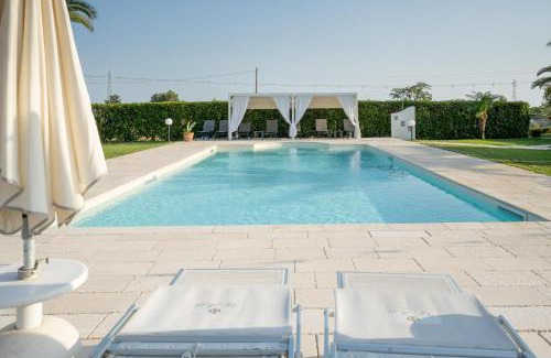 Alezio Bed & Breakfast | Pet-Friendly Villa Michela Alezio with Pool & Ocean Views