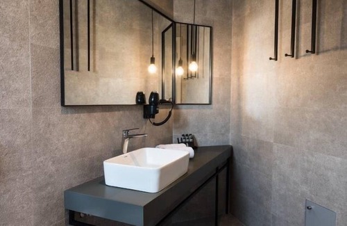 Monastiraki Hotel | Top-Rated BED in Athens: Family-Friendly & Accessible Stay