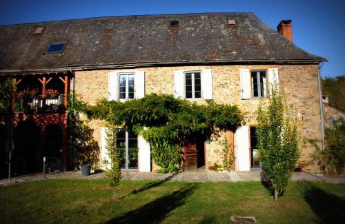 Aucazein Bed & Breakfast | Oceanfront Escape at Bed In Bellongue - Guest Rated 9.6