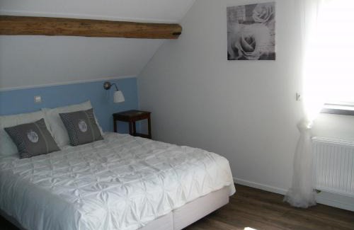 Baarle-Nassau Bed & Breakfast | Guest Favorite: Bed op de Reth with Kitchen Amenities