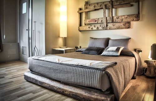 Loreto House | Discover Bed più Art: Breakfast Included and Guest Rated 8.4