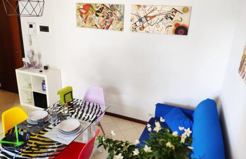 Valeggio sul Mincio Apartment | Cozy Bed & Smile: Guest Rated 9/10 & Accessible Comfort