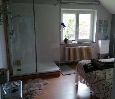 Bouge House | Scenic Bed with Valley Views in Namur – 8.2/10 Rated