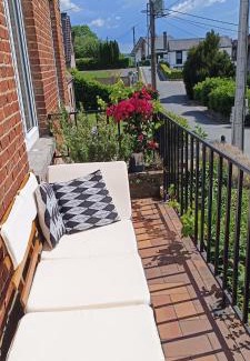Bouge House | Scenic Bed with Valley Views in Namur – 8.2/10 Rated