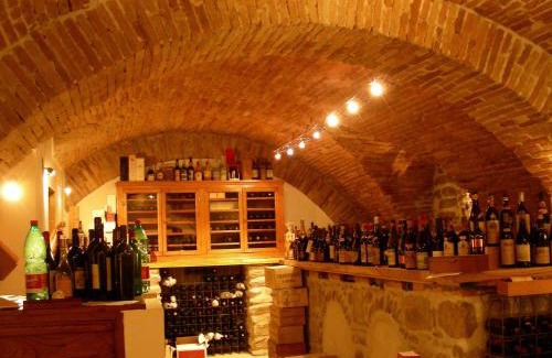 Brisighella House | Pet-Friendly Retreat at Bed&Wine - Rated 9/10 by Guests