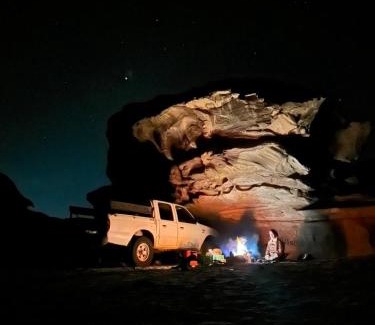 Wadi Rum Apartment | Discover Bedouin Experiences with Hot Tub & Pet-Friendly Stays