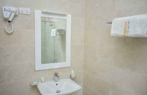 Warri Hotel | Discover Bedouin Hotel & Suites: Pool, Dining & Family Fun