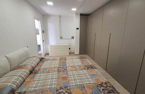 Salerno House | Bedrock: Guest Rated 9.7, Pet and Child Friendly Stays