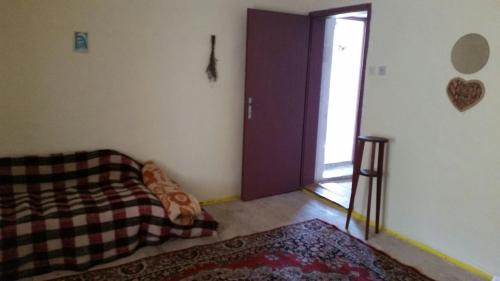 Razvode House | Cozy Bedroom for 3 Near NP Krka and Beautiful Beaches