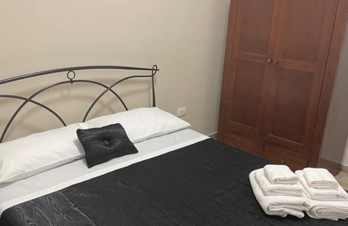 Pachino House | Guest Rated 10/10 at Bedrooms Rachele: Family-Friendly Stay