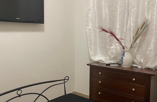 Pachino House | Guest Rated 10/10 at Bedrooms Rachele: Family-Friendly Stay