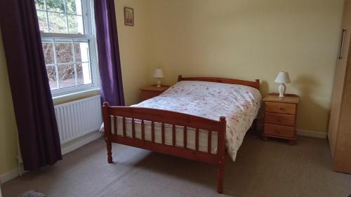 Youghal House | Tranquil Beech Cottage: Family-Friendly Escape with High Ratings
