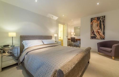 Little Walsingham House | Family-Friendly Retreat at Beech House