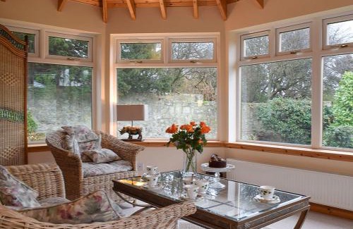 Crail House | Explore Beech Walk: Family-Friendly Stay with High Ratings