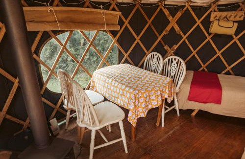 Haslemere Other | Unforgettable Stay at Beech Yurt - Child Friendly & Cozy