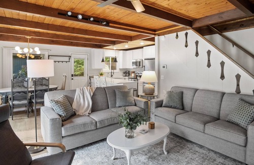 Canadian Lakes Ski Chalet | Idyllic Chalet Retreat in Canadian Lakes Community!