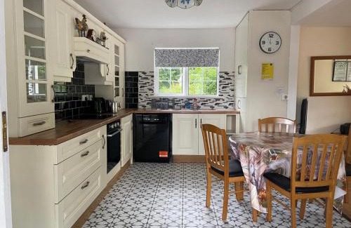 Ballybofey House | Pet-Friendly Beechwood Lodge with Breakfast & Family Amenities