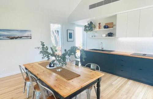 Beechworth House | Beechworth Breakaway: Perfect Escape for Two, Rated 9/10