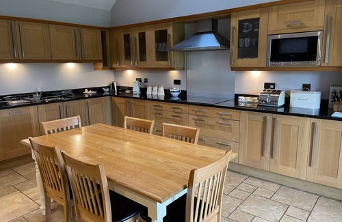 Tweedmouth Cottage | Beehive Barn