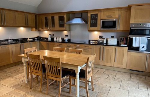 Tweedmouth Cottage | Beehive Barn