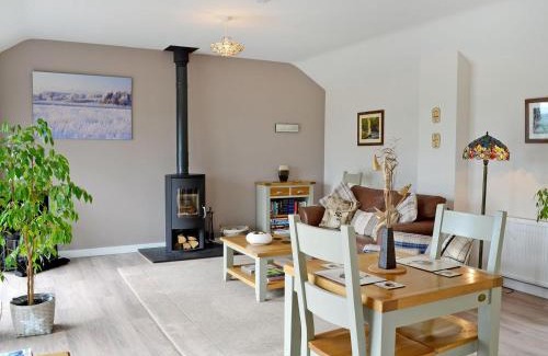Bodfari House | Delightful Beehive Cottage: A 5-Star Family Retreat