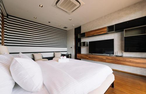 Hang Dong House | Beforesunset: Guest Rated 9.5 with Pool & Hot Tub Amenities