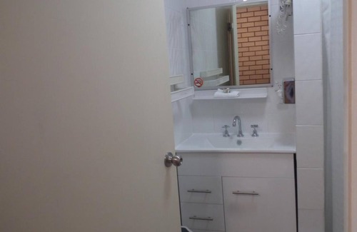Bega Hotel | Discover Comfort at Bega Southtown Motor Inn with Pool & Breakfast