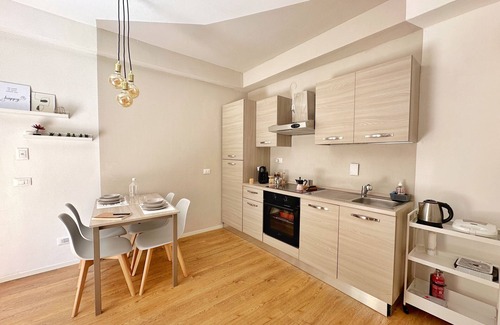 Santo Stefano Apartment | BeHappyS Apartment Rizzoli: Family-Friendly with Breakfast