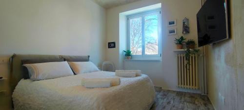Borgo Dora Apartment | Discover Comfort: Behind Duomo Apartment with Parking