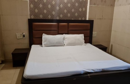 Amritsar House | Family-Friendly Retreat at Behl Ashiana Hotel