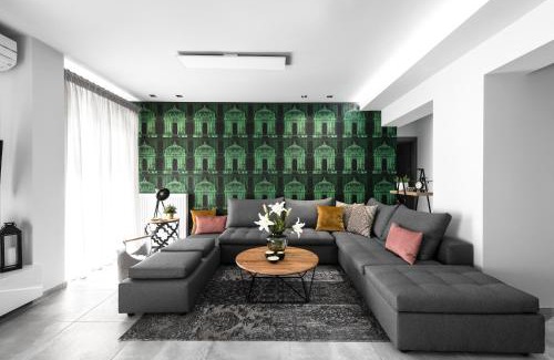 Charilaou Apartment | Discover Behome 37: Family-Friendly Stay with 9.8 Rating