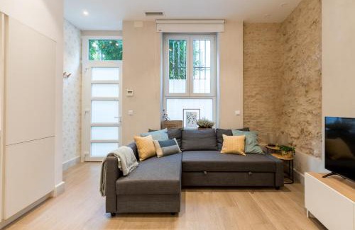 San Roque Apartment | Inviting BeHouse Arroyo A: Family-Friendly & Highly Rated