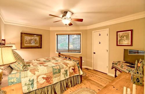 Tate House | Behr Ridge: Pet-Friendly Retreat with Pool and a 9.3 Rating