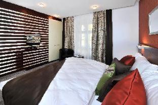 Old Town Hotel | BEIGLI Hotel & Garden: Top-Rated Stay with Family Amenities