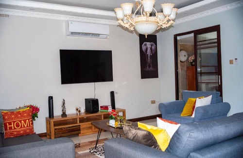 Lusaka Apartment | Family-Friendly Beijing Flat with High Guest Ratings