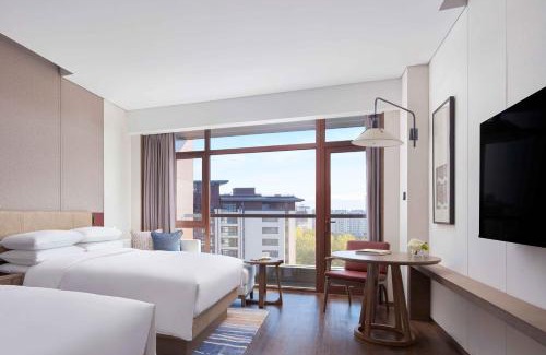 Yanqing Hotel | Discover Beijing Marriott Hotel Yanqing - 5-Star Comfort & Views